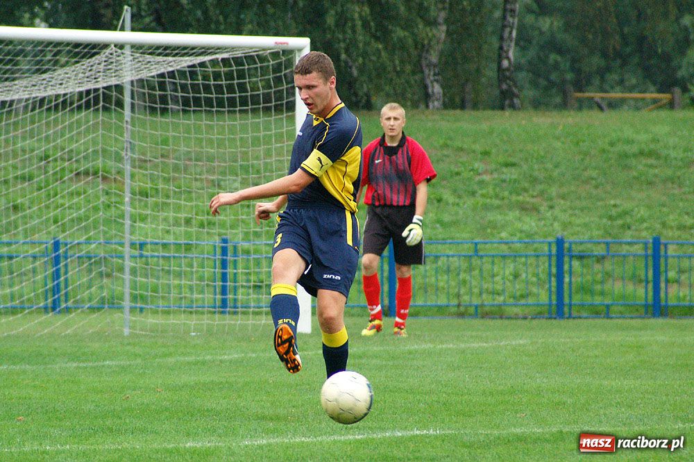 Zdjęcie w galerii na portalu naszraciborz.pl: Trzy punkty dla Lysek w meczu z Płonią wiadomości z regionu