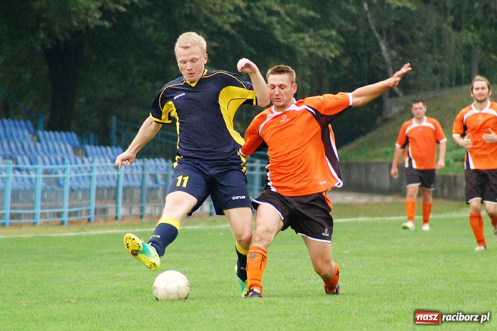 Zdjęcie w galerii na portalu naszraciborz.pl: Trzy punkty dla Lysek w meczu z Płonią wiadomości z regionu