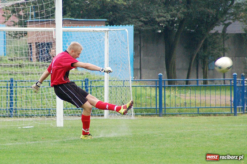 Zdjęcie w galerii na portalu naszraciborz.pl: Trzy punkty dla Lysek w meczu z Płonią wiadomości z regionu