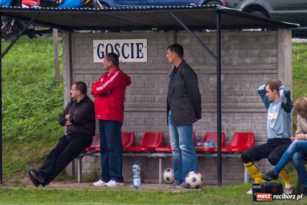 Zdjęcie w galerii na portalu naszraciborz.pl: Ruch Bolesław przepłynął Odrę wiadomości z regionu