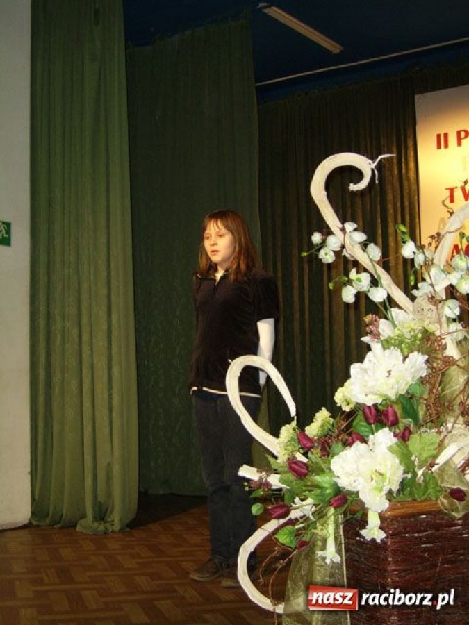 Zdjęcie w galerii na portalu naszraciborz.pl: Wiersze i proza opanowały MDK wiadomości z regionu
