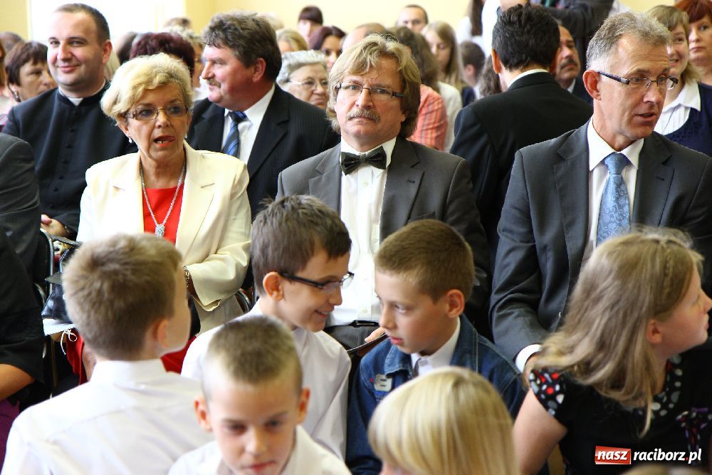 Zdjęcie w galerii na portalu naszraciborz.pl: Miejska inauguracja roku szkolnego w SP 5 wiadomości z regionu