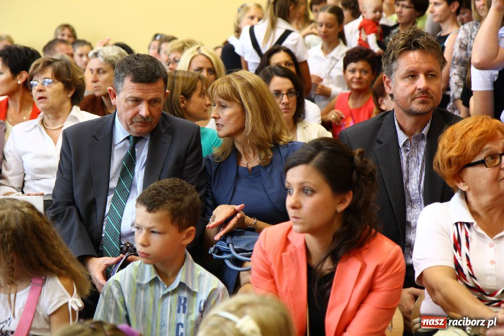 Zdjęcie w galerii na portalu naszraciborz.pl: Miejska inauguracja roku szkolnego w SP 5 wiadomości z regionu