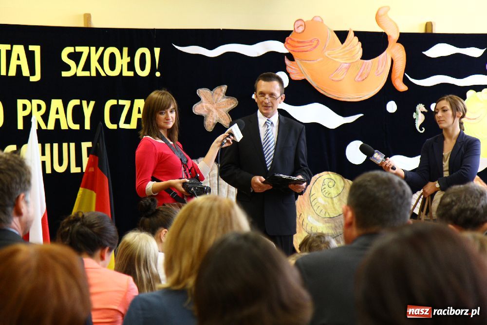 Zdjęcie w galerii na portalu naszraciborz.pl: Miejska inauguracja roku szkolnego w SP 5 wiadomości z regionu