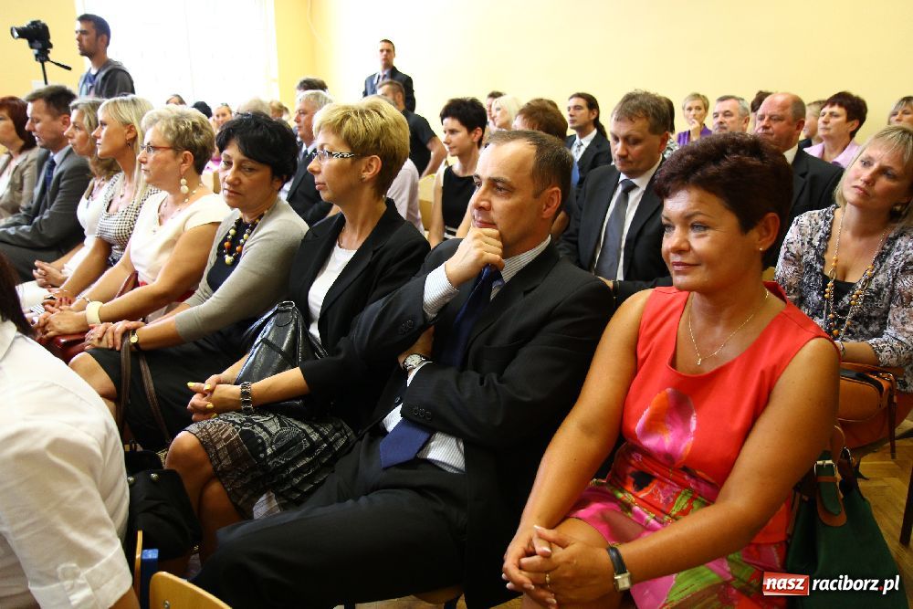 Zdjęcie w galerii na portalu naszraciborz.pl: Miejska inauguracja roku szkolnego w SP 5 wiadomości z regionu