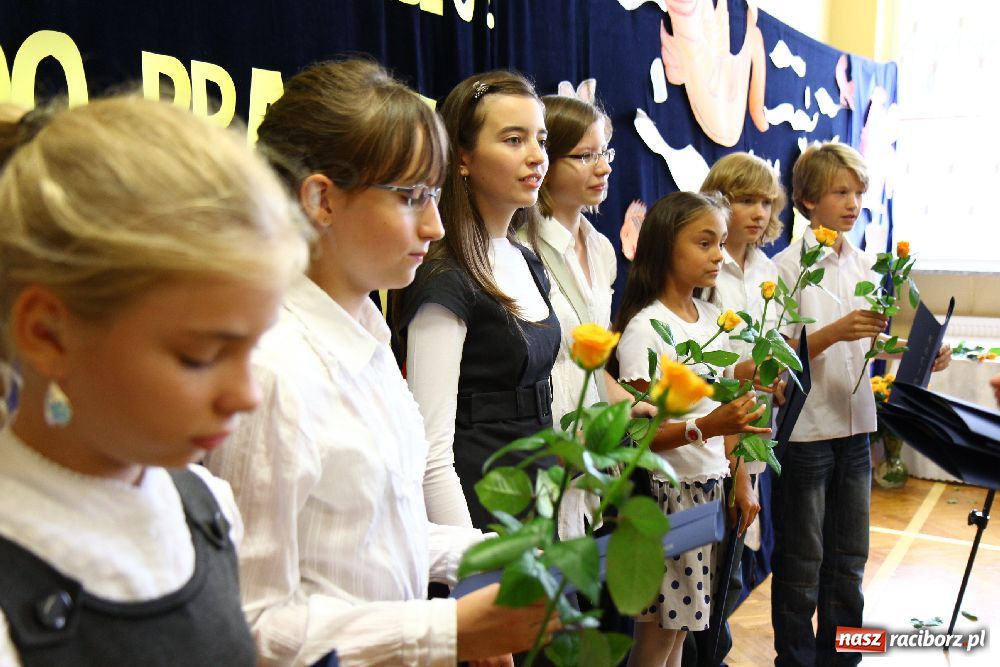 Zdjęcie w galerii na portalu naszraciborz.pl: Miejska inauguracja roku szkolnego w SP 5 wiadomości z regionu
