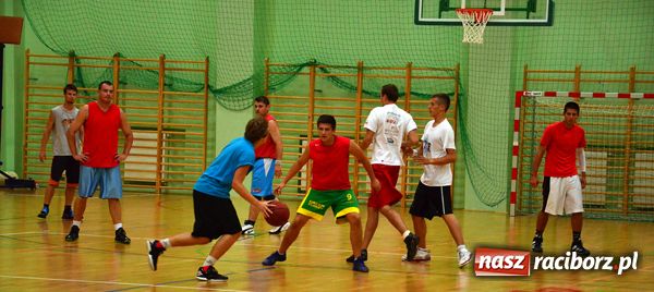 Zdjęcie w galerii na portalu naszraciborz.pl: Przygotowania do startu w III lidze wiadomości z regionu