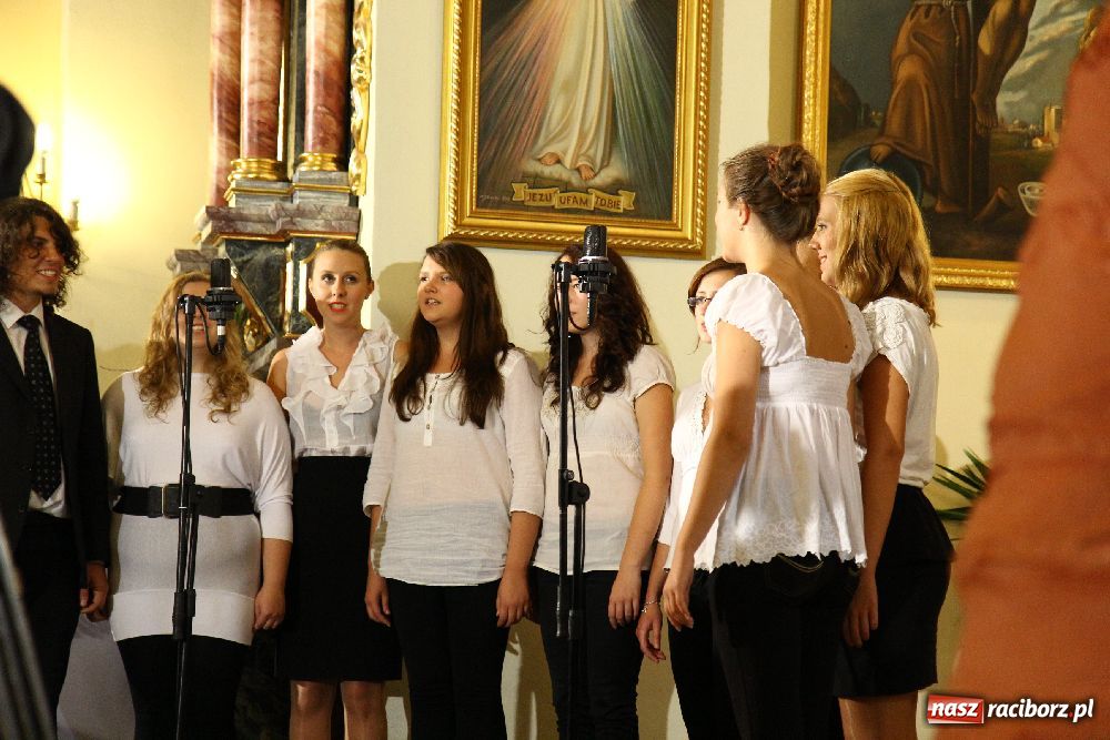 Zdjęcie w galerii na portalu naszraciborz.pl: Sanktuarium kilku narodów wiadomości z regionu