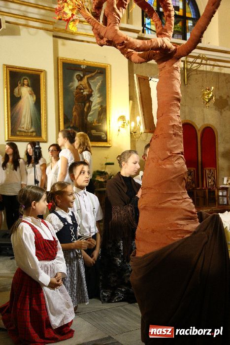 Zdjęcie w galerii na portalu naszraciborz.pl: Sanktuarium kilku narodów wiadomości z regionu