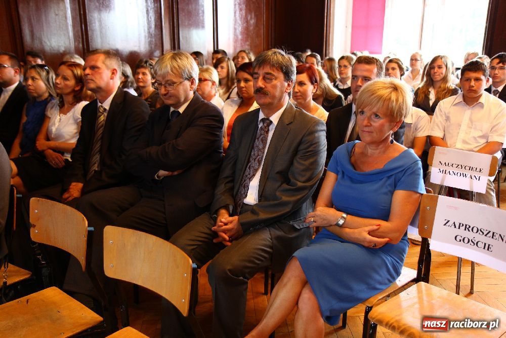 Zdjęcie w galerii na portalu naszraciborz.pl: Powiatowe rozpoczęcie roku szkolnego wiadomości z regionu