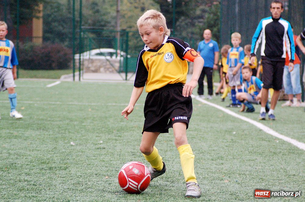 Zdjęcie w galerii na portalu naszraciborz.pl: Markowice zremisowały z Pietrowicami wiadomości z regionu