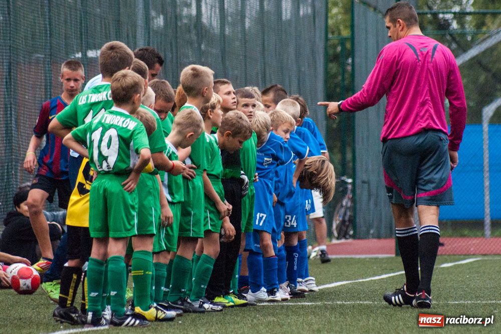 Zdjęcie w galerii na portalu naszraciborz.pl: Piłkarski horror na Orliku wiadomości z regionu