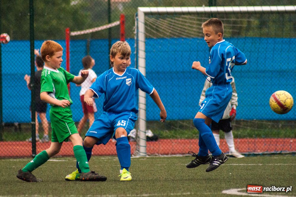 Zdjęcie w galerii na portalu naszraciborz.pl: Piłkarski horror na Orliku wiadomości z regionu