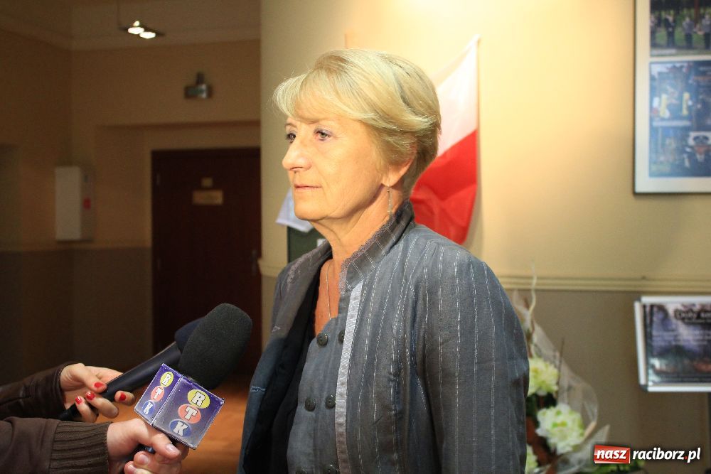 Zdjęcie w galerii na portalu naszraciborz.pl: Katyń. Doły śmierci. Wystawa w RCK wiadomości z regionu