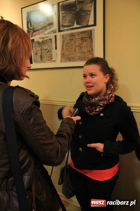 Zdjęcie w galerii na portalu naszraciborz.pl: Katyń. Doły śmierci. Wystawa w RCK wiadomości z regionu