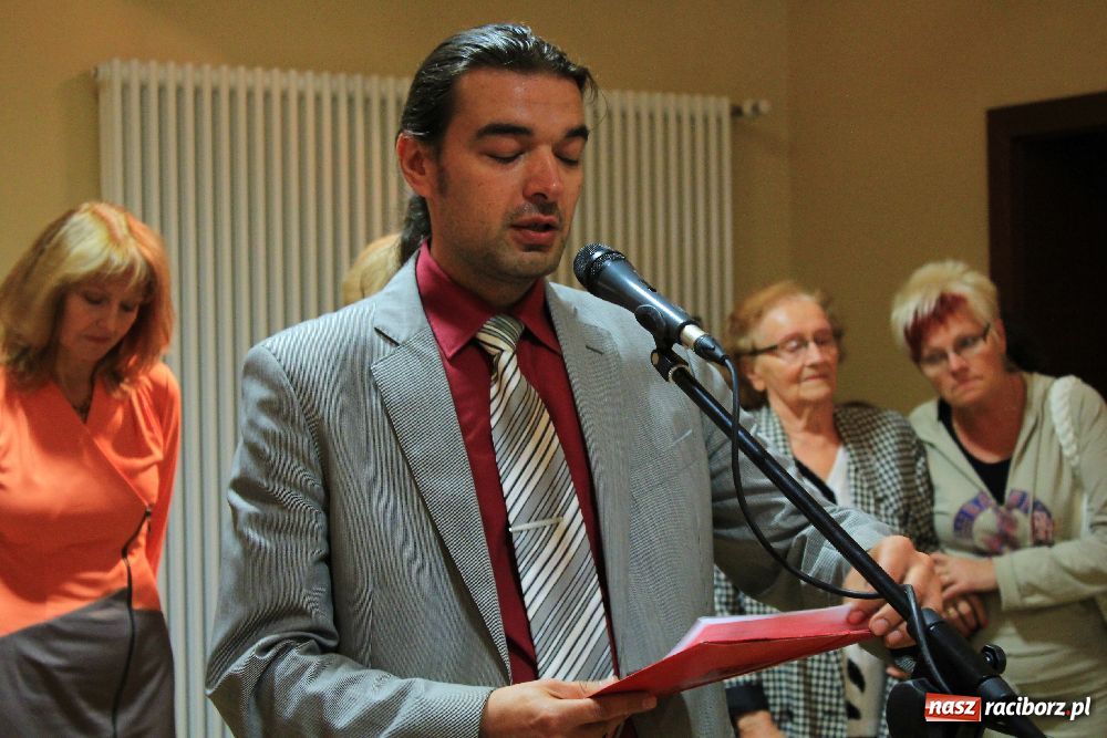 Zdjęcie w galerii na portalu naszraciborz.pl: Katyń. Doły śmierci. Wystawa w RCK wiadomości z regionu