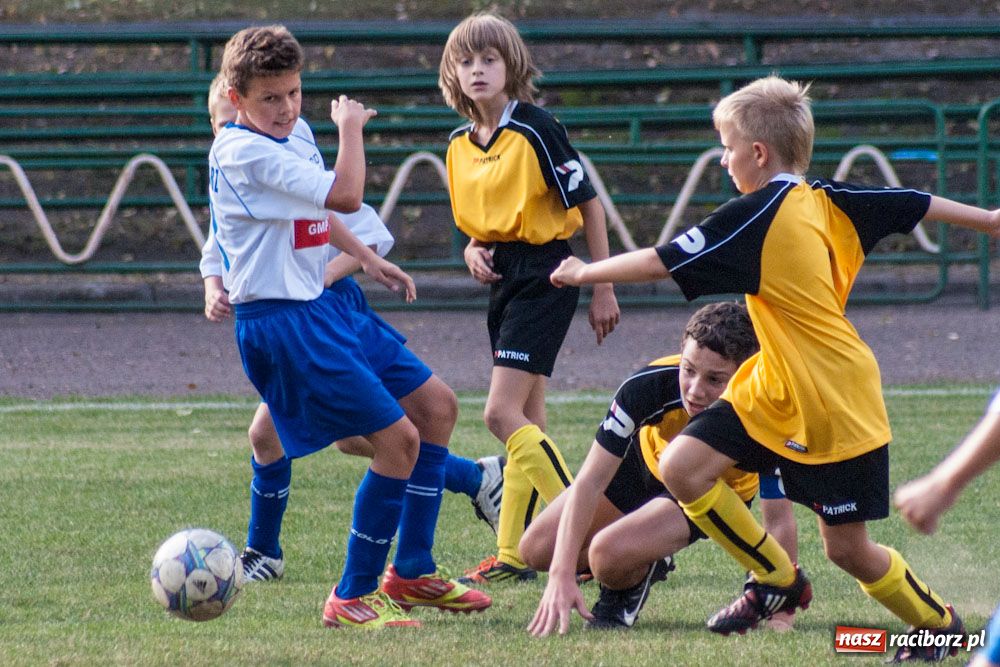 Zdjęcie w galerii na portalu naszraciborz.pl: Unia gładko pokonała Wypoczynek wiadomości z regionu