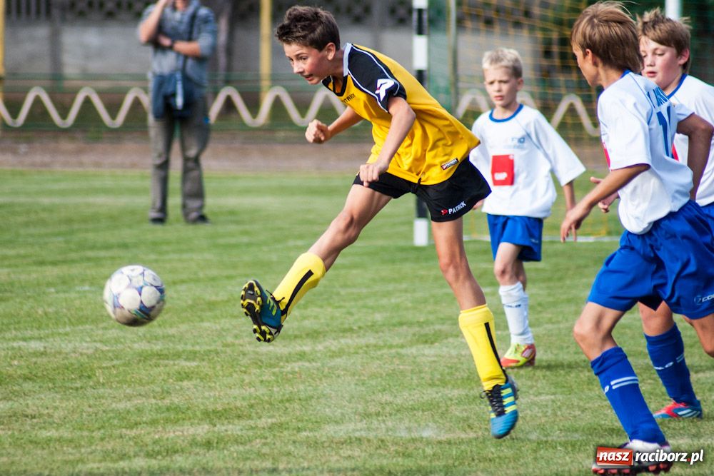 Zdjęcie w galerii na portalu naszraciborz.pl: Unia gładko pokonała Wypoczynek wiadomości z regionu
