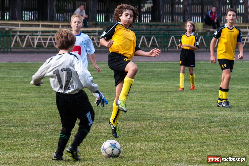 Zdjęcie w galerii na portalu naszraciborz.pl: Unia gładko pokonała Wypoczynek wiadomości z regionu