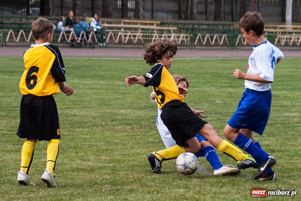 Zdjęcie w galerii na portalu naszraciborz.pl: Unia gładko pokonała Wypoczynek wiadomości z regionu