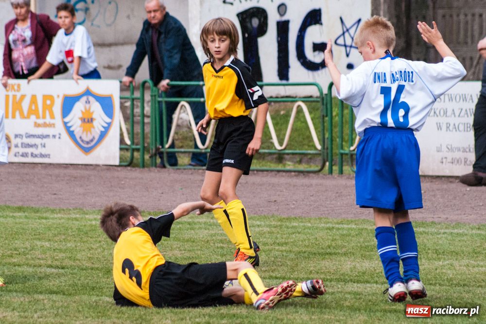 Zdjęcie w galerii na portalu naszraciborz.pl: Unia gładko pokonała Wypoczynek wiadomości z regionu