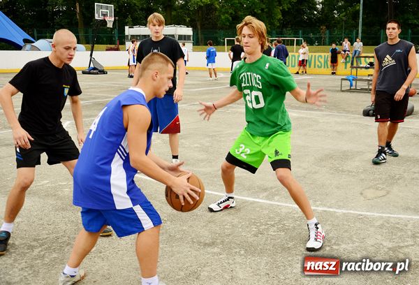 Zdjęcie w galerii na portalu naszraciborz.pl: Streetball coraz bardziej popularny wiadomości z regionu