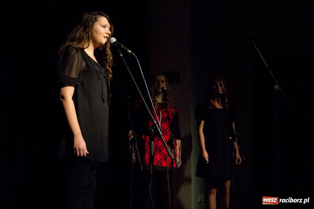 Zdjęcie w galerii na portalu naszraciborz.pl: Powarsztatowy koncert w MDK-u wiadomości z regionu