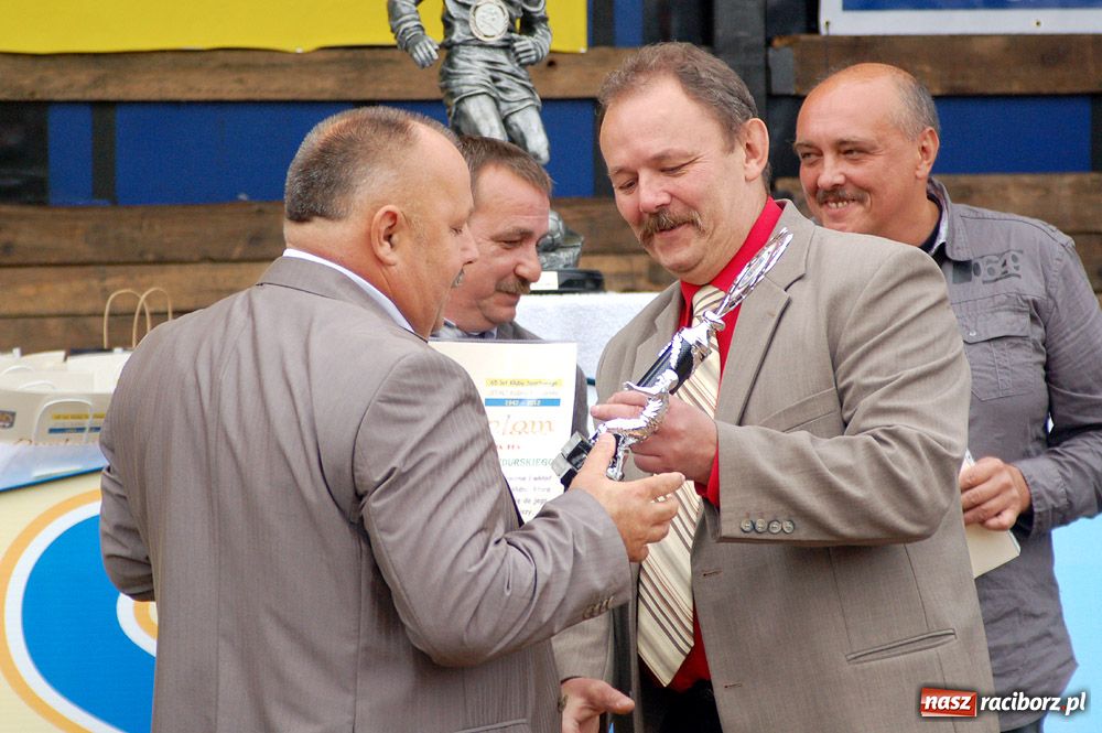 Zdjęcie w galerii na portalu naszraciborz.pl: Chcąc rozpalać, trzeba samemu płonąć wiadomości z regionu