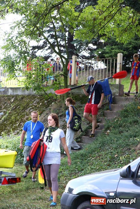 Zdjęcie w galerii na portalu naszraciborz.pl: Ruszył Kajakowy Maraton Odrzański wiadomości z regionu