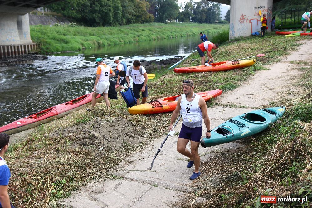 Zdjęcie w galerii na portalu naszraciborz.pl: Ruszył Kajakowy Maraton Odrzański wiadomości z regionu