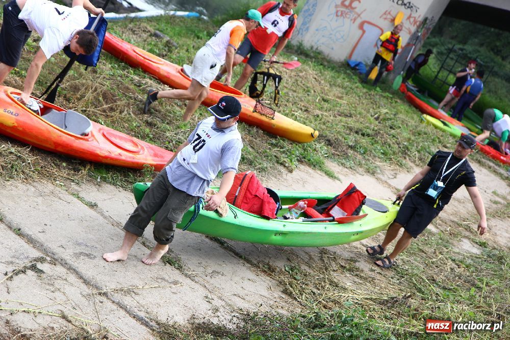 Zdjęcie w galerii na portalu naszraciborz.pl: Ruszył Kajakowy Maraton Odrzański wiadomości z regionu