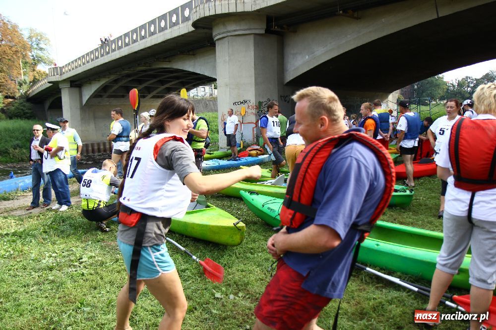 Zdjęcie w galerii na portalu naszraciborz.pl: Ruszył Kajakowy Maraton Odrzański wiadomości z regionu