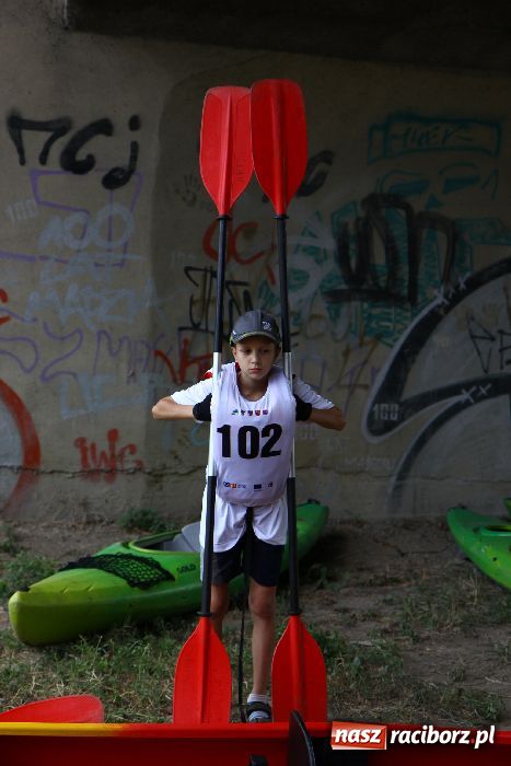 Zdjęcie w galerii na portalu naszraciborz.pl: Ruszył Kajakowy Maraton Odrzański wiadomości z regionu
