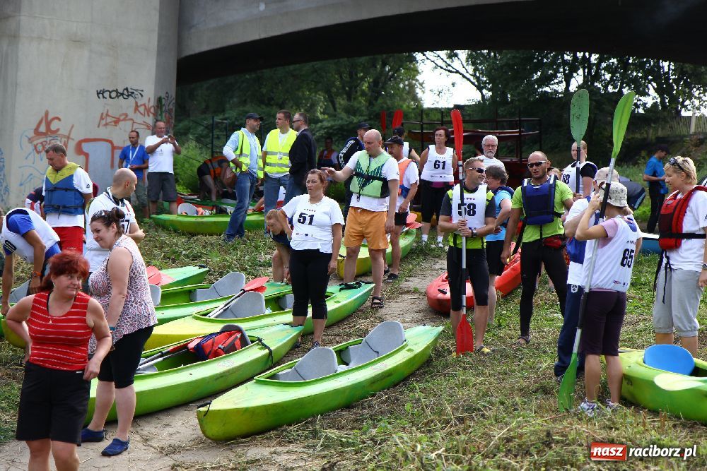 Zdjęcie w galerii na portalu naszraciborz.pl: Ruszył Kajakowy Maraton Odrzański wiadomości z regionu
