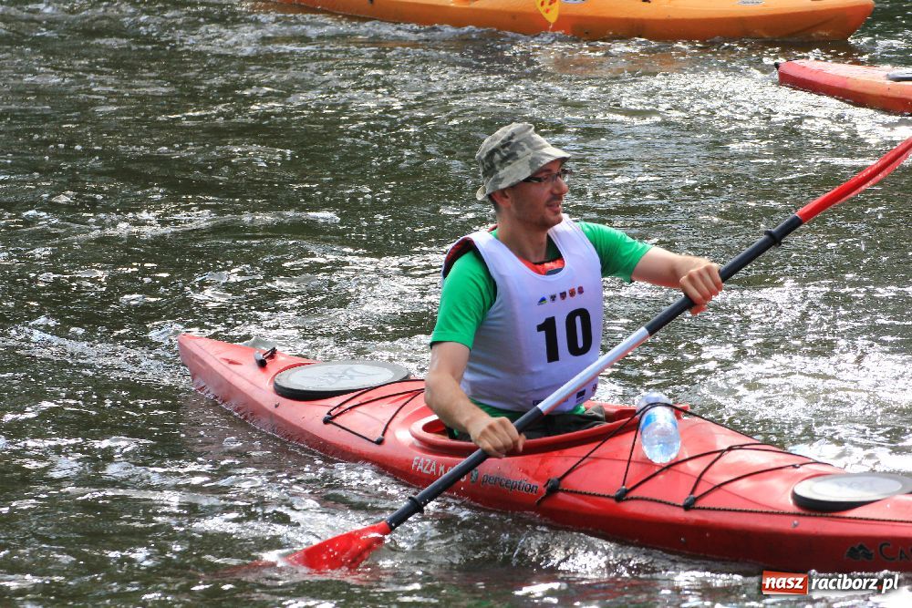 Zdjęcie w galerii na portalu naszraciborz.pl: Ruszył Kajakowy Maraton Odrzański wiadomości z regionu