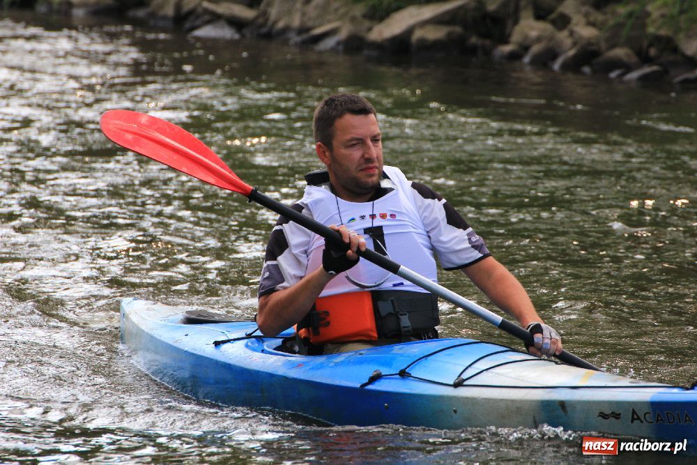 Zdjęcie w galerii na portalu naszraciborz.pl: Ruszył Kajakowy Maraton Odrzański wiadomości z regionu
