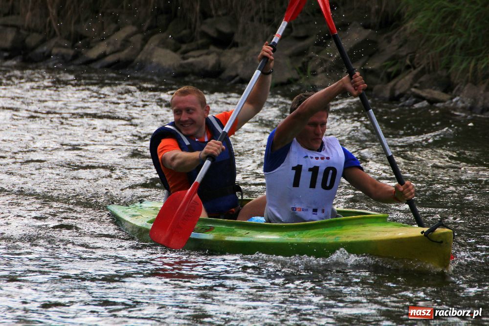 Zdjęcie w galerii na portalu naszraciborz.pl: Ruszył Kajakowy Maraton Odrzański wiadomości z regionu