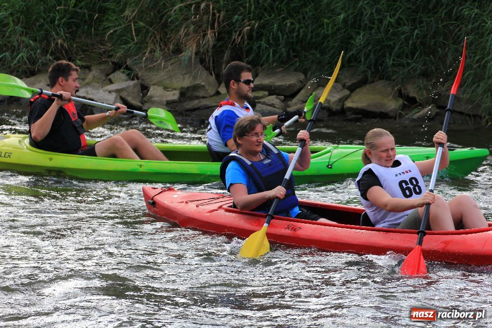 Zdjęcie w galerii na portalu naszraciborz.pl: Ruszył Kajakowy Maraton Odrzański wiadomości z regionu