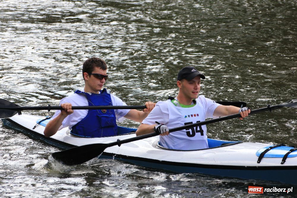 Zdjęcie w galerii na portalu naszraciborz.pl: Ruszył Kajakowy Maraton Odrzański wiadomości z regionu