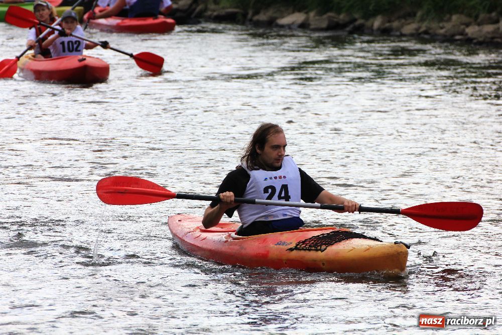 Zdjęcie w galerii na portalu naszraciborz.pl: Ruszył Kajakowy Maraton Odrzański wiadomości z regionu