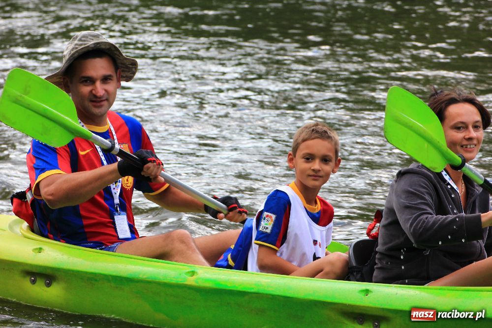 Zdjęcie w galerii na portalu naszraciborz.pl: Ruszył Kajakowy Maraton Odrzański wiadomości z regionu