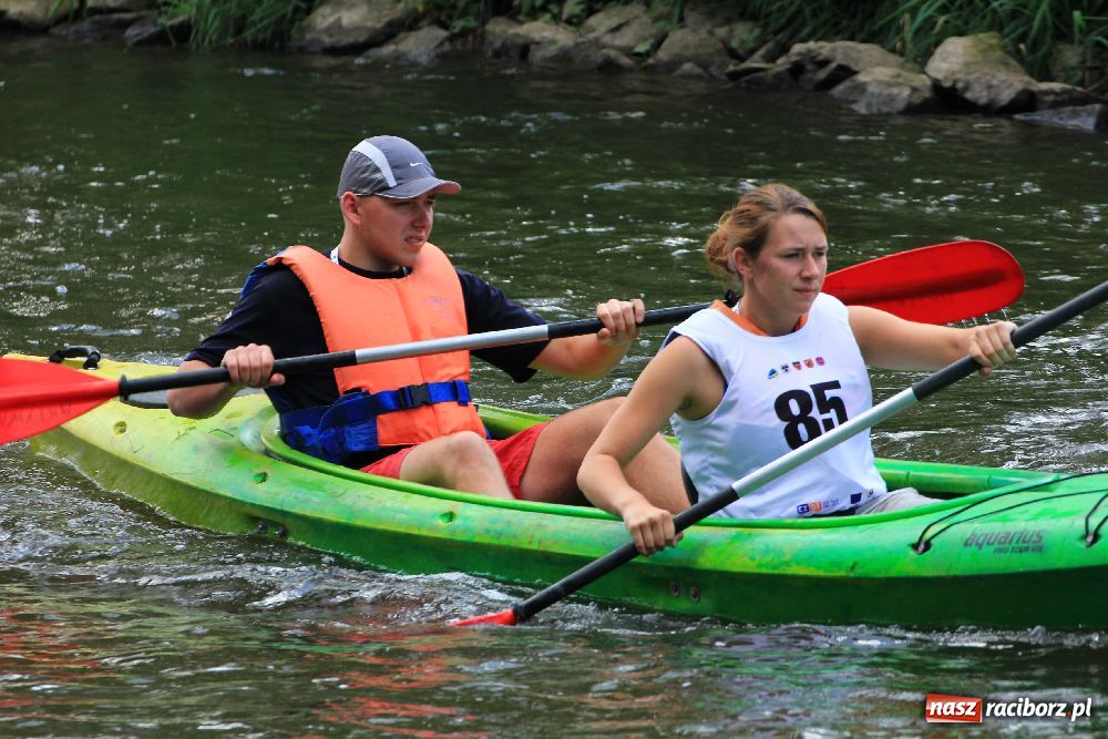 Zdjęcie w galerii na portalu naszraciborz.pl: Ruszył Kajakowy Maraton Odrzański wiadomości z regionu