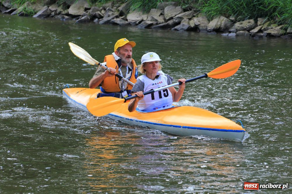 Zdjęcie w galerii na portalu naszraciborz.pl: Ruszył Kajakowy Maraton Odrzański wiadomości z regionu