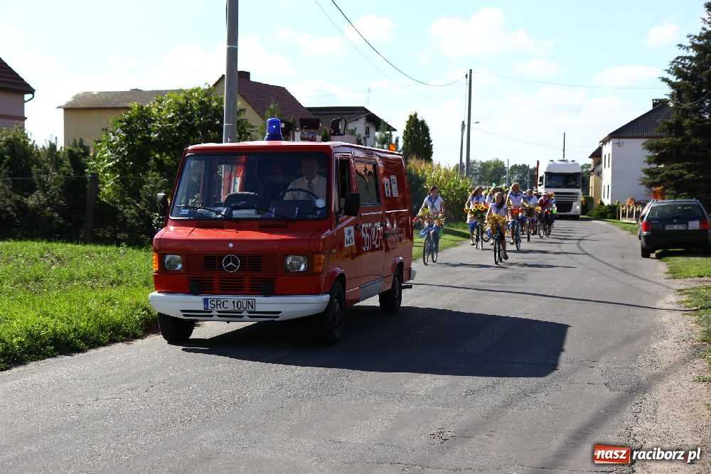 Zdjęcie w galerii na portalu naszraciborz.pl: Dożynki wiejskie w Makowie wiadomości z regionu