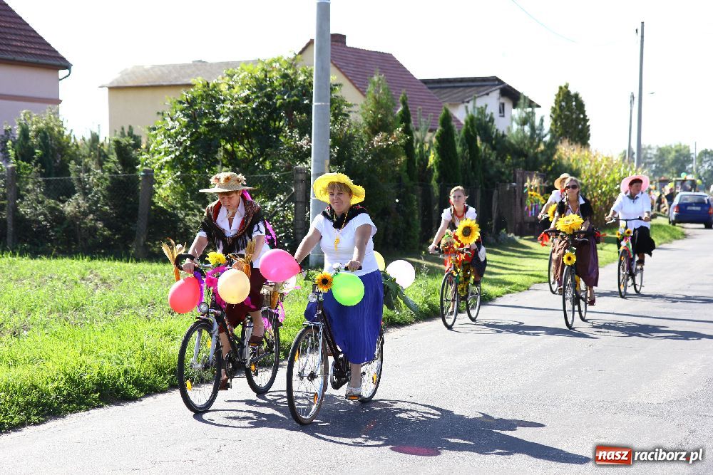 Zdjęcie w galerii na portalu naszraciborz.pl: Dożynki wiejskie w Makowie wiadomości z regionu