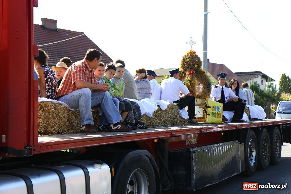 Zdjęcie w galerii na portalu naszraciborz.pl: Dożynki wiejskie w Makowie wiadomości z regionu