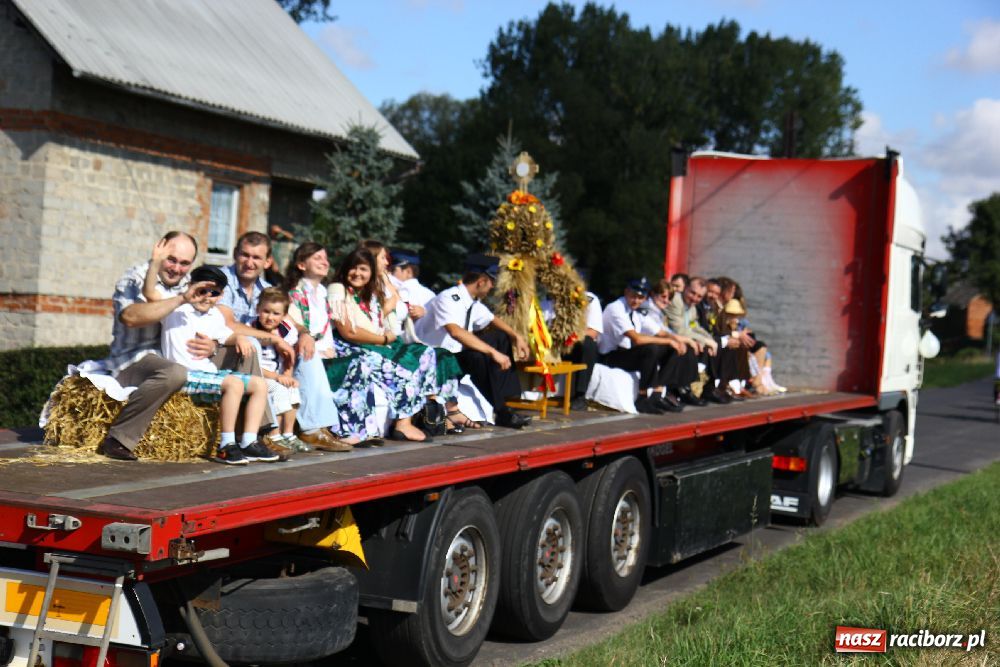 Zdjęcie w galerii na portalu naszraciborz.pl: Dożynki wiejskie w Makowie wiadomości z regionu