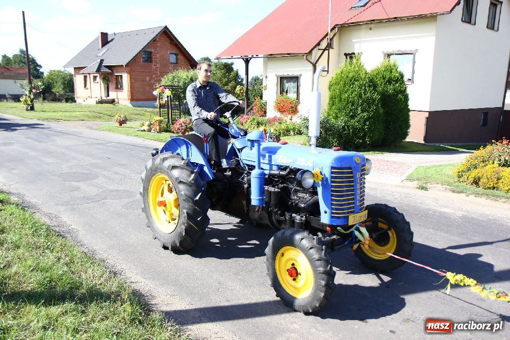 Zdjęcie w galerii na portalu naszraciborz.pl: Dożynki wiejskie w Makowie wiadomości z regionu