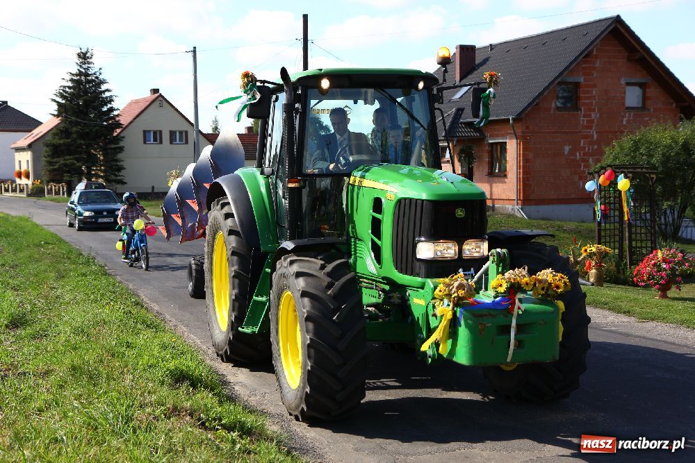 Zdjęcie w galerii na portalu naszraciborz.pl: Dożynki wiejskie w Makowie wiadomości z regionu