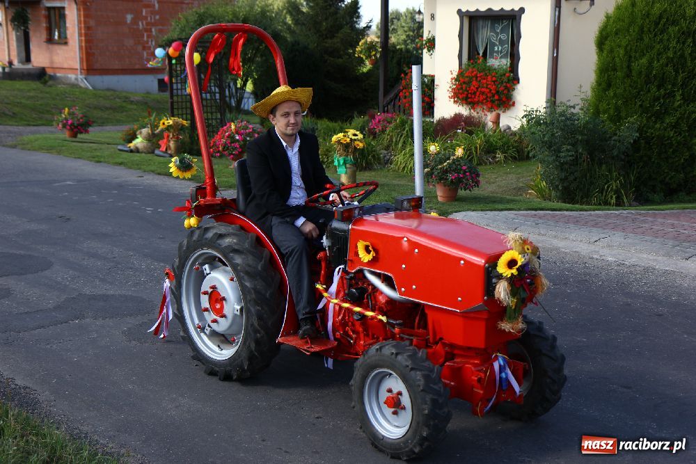 Zdjęcie w galerii na portalu naszraciborz.pl: Dożynki wiejskie w Makowie wiadomości z regionu